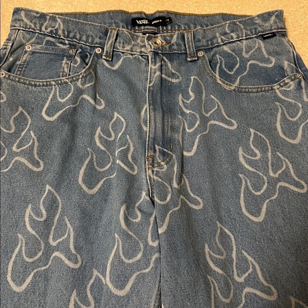 Vintage Vans Check -5 Blaze loose denim jeans featuring flame print size 33x31 - Picture 4 of 12